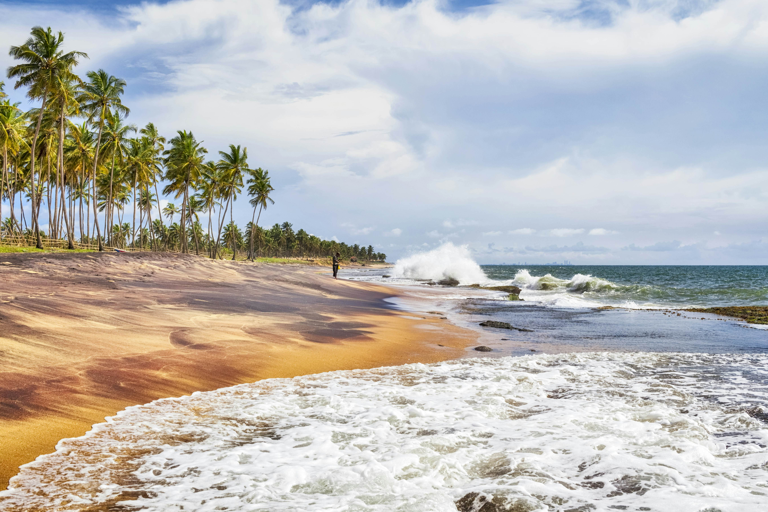 https://srilankatourdriverwithcar.com/wp-content/uploads/2025/04/8_days_negombo_beach.jpg