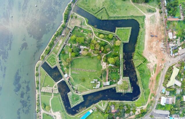 Colorful Nallur Temple in Jaffna and wild horses roaming Delft Island