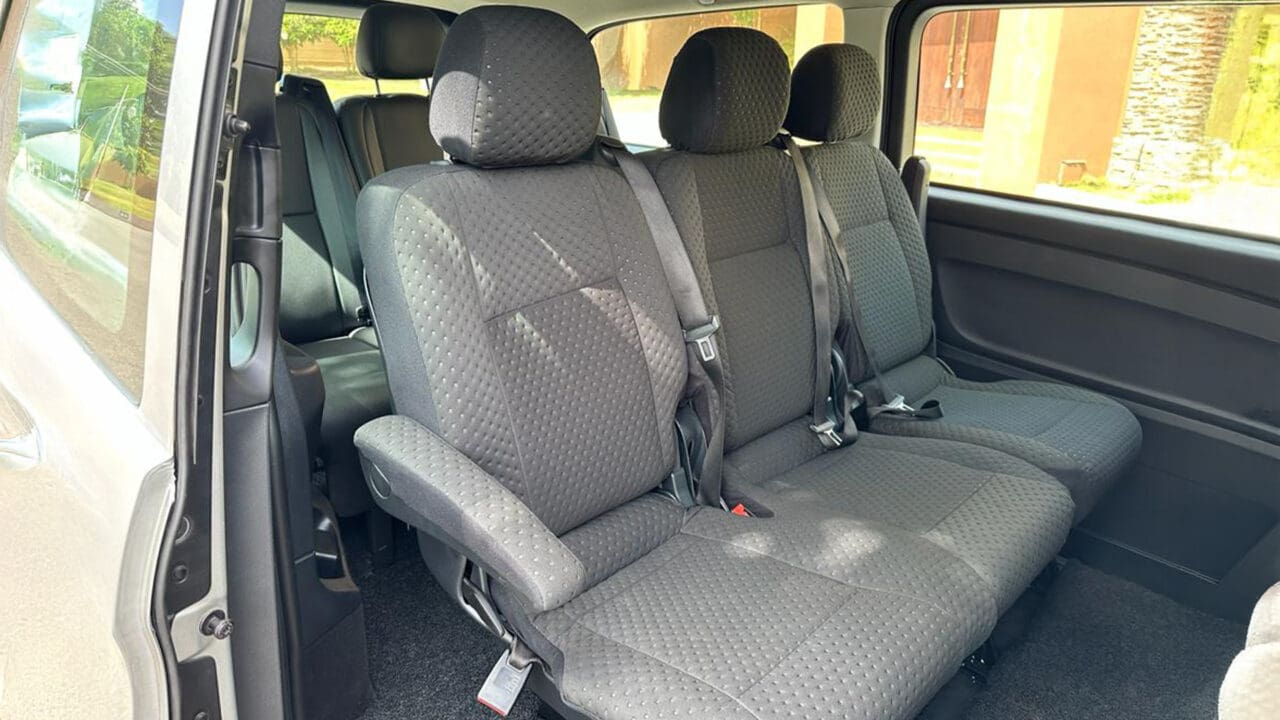 mini-bus-short-roof-02