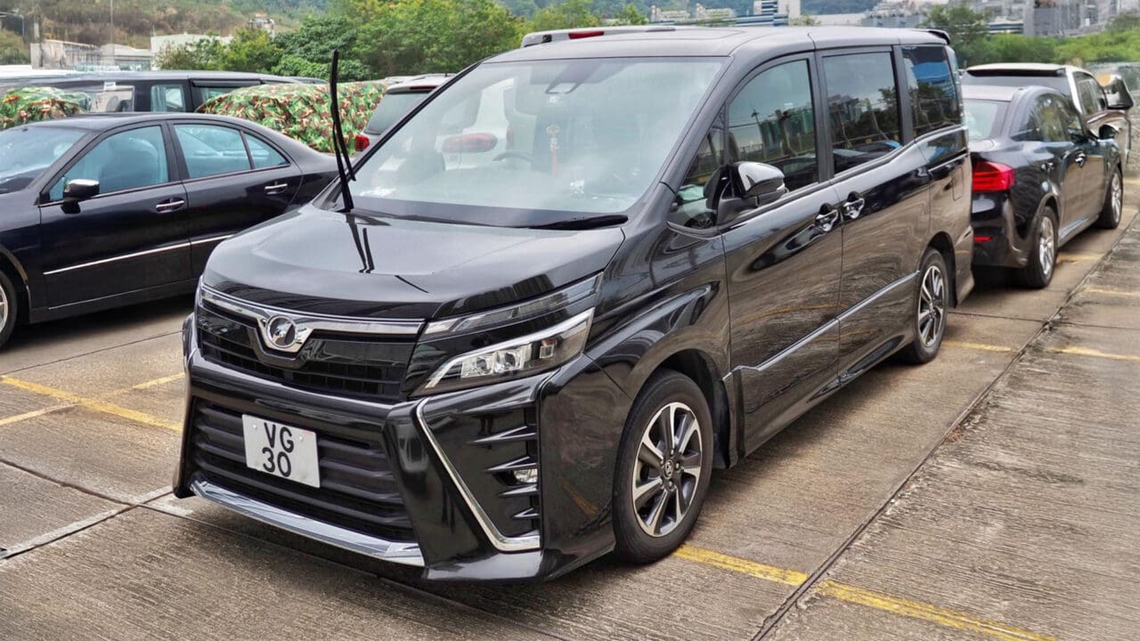 mini-bus-short-roof-09